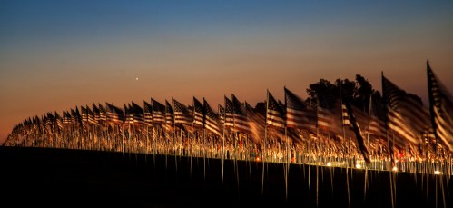 PepperdineUMemSunriseFlags1jpg-3376683_p9